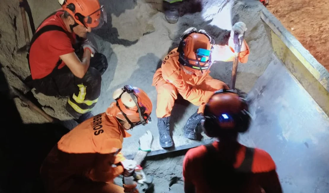 Trabalhador morre soterrado em obra na Durval de Góes Monteiro, em Maceió