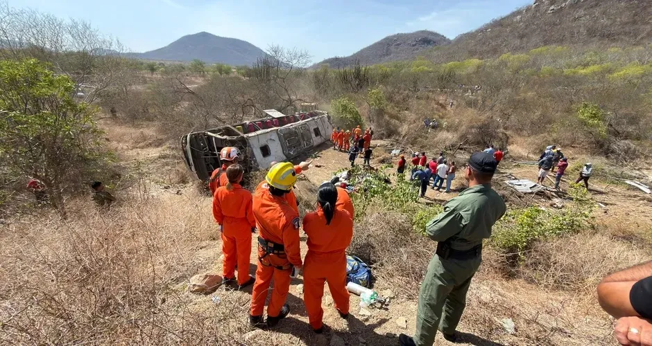 Após alta médica, motorista de ônibus com romeiros será ouvido pela PC