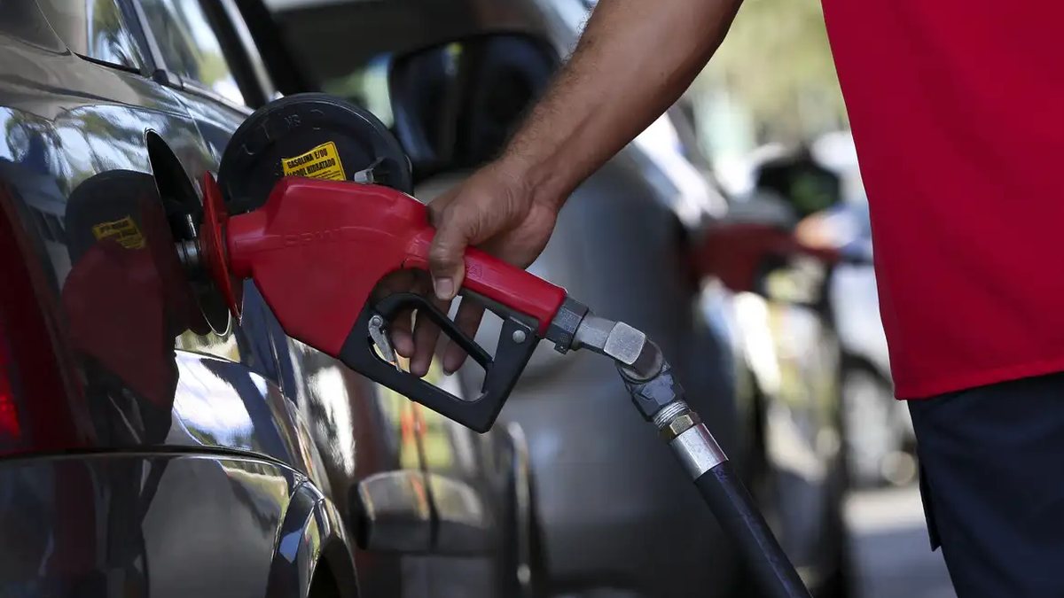 Gasolina inicia 2025 com alta de 0,16% e etanol sobe 0,47%