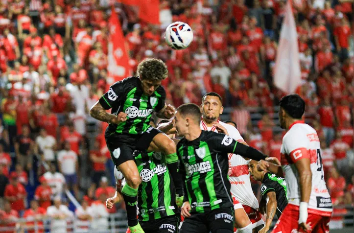 CRB perde para o América-MG, de virada, pela Série B: 2 a 1