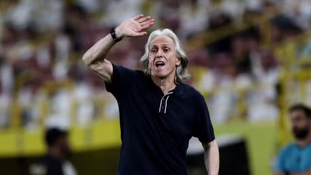 Jorge Jesus em ação em Al-Nassr x Damac no Campeonato Saudita (Foto: Reuters)