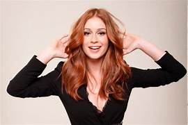 Marina Ruy Barbosa faz mudança radical e novo visual divide opiniões