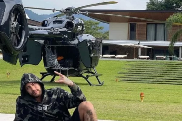 Neymar é proibido de usar helicóptero avaliado em R$ 50 milhões