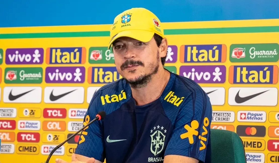 Urgente: Fernando Diniz é demitido do cargo de técnico da Seleção Brasileira