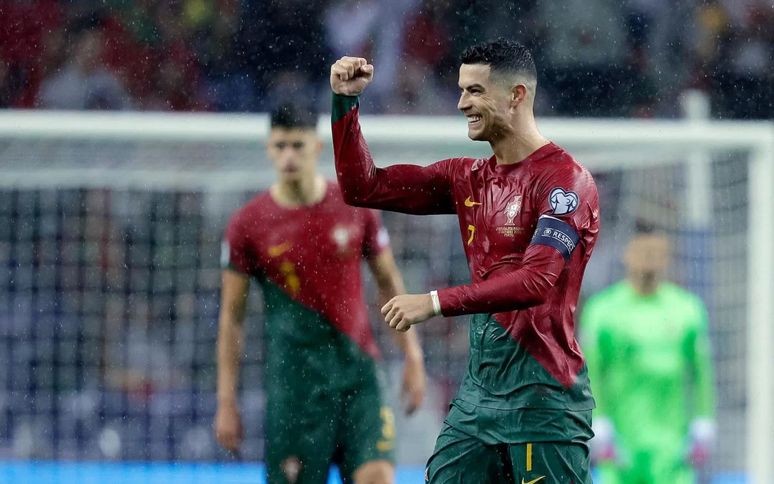 Após vaga na Eurocopa, Cristiano Ronaldo quer chegar ao milésimo gol