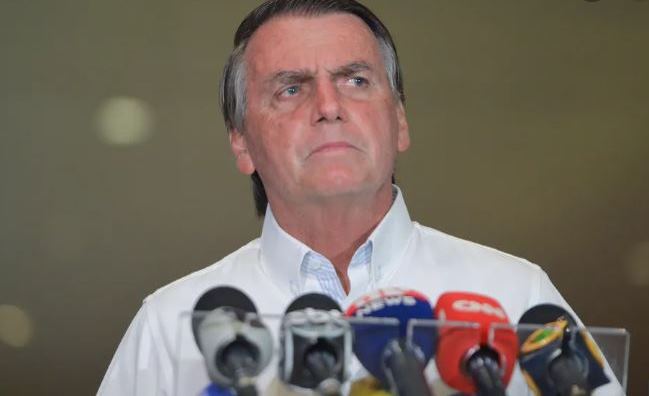 Bolsonaro diz que foi prejudicado por fraude em inserções e promete recorrer de decisão do TSE