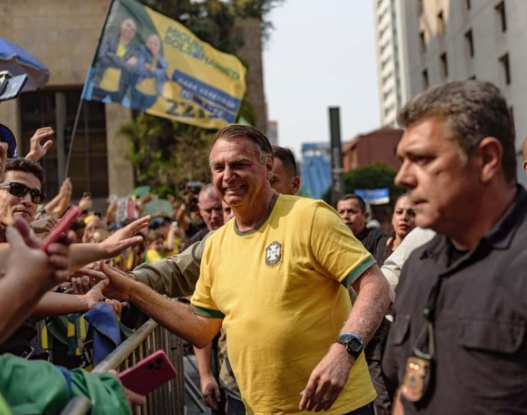 Bolsonaro diz que Moraes faz “mais mal” ao Brasil que Lula