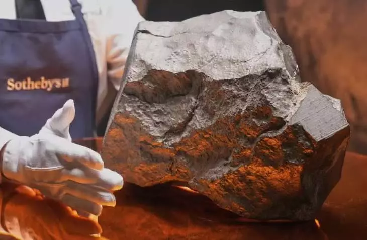 Maior pedaço de marte encontrado na Terra vai a leilão por R$ 22 milhões