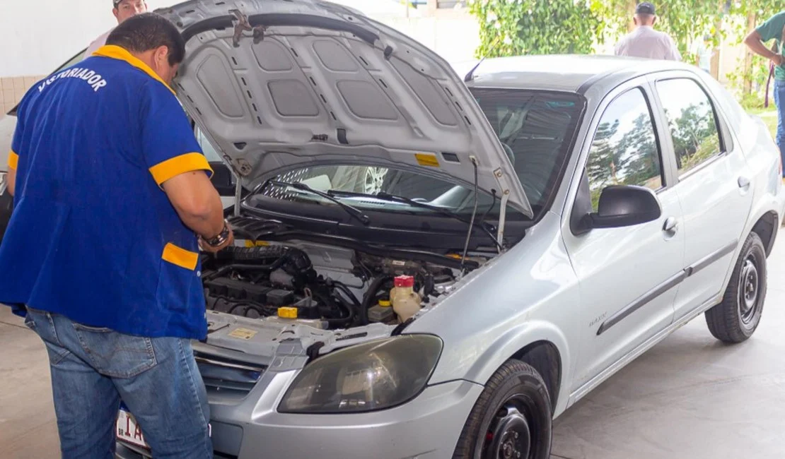 Detran explica como evitar golpes na compra de veículos usados