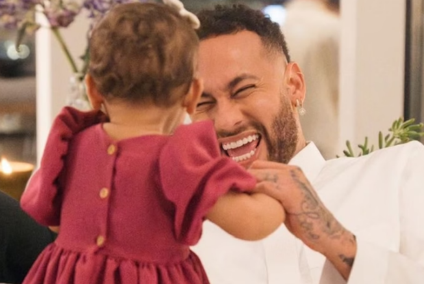 “Me mudou demais”, assume Neymar sobre nascimento de Mavie