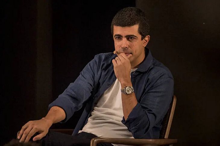 Ator Marcius Melhem revela conversas íntimas com atrizes que o acusam de assédio