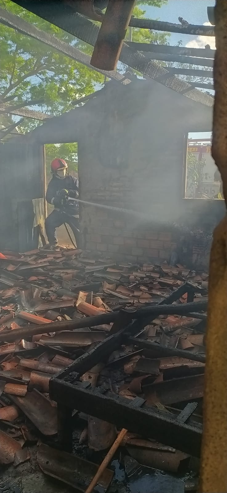 Incêndio em residência em Arapiraca - Foto: Ascom CBMAL