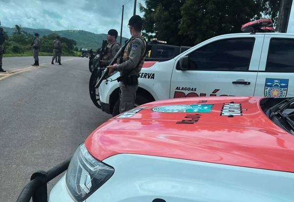 Homem é flagrado com faca e acusado de ameaçar pedestres próximo a posto de combustível em Palmeira dos Índios