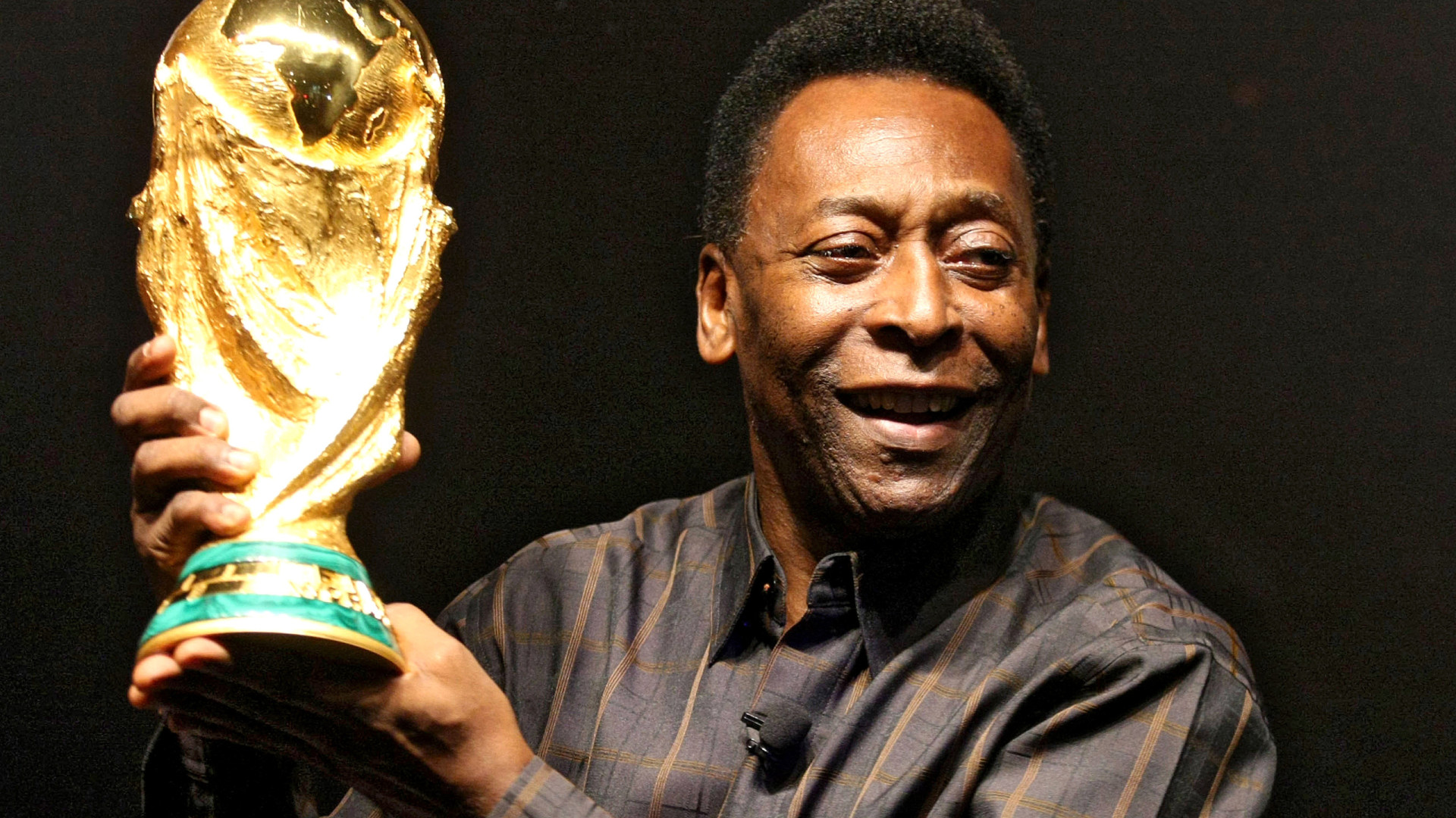 Filho de Pelé lamenta burocracia em inventário, mas diz que família está unida