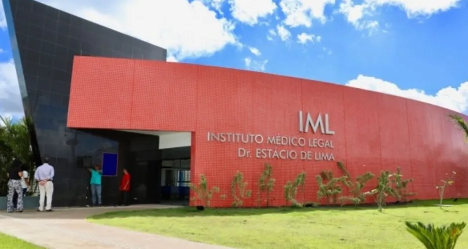 Corpo foi recolhido pelo IML. Foto: Divulgação