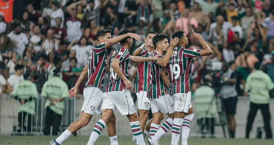 Fluminense vence o São Paulo e segue fora do Z4 no Brasileirão