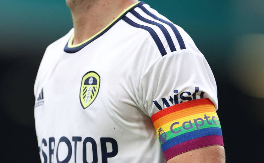 Fifa proíbe uso de braçadeira em apoio à comunidade LGBTI+ na Copa