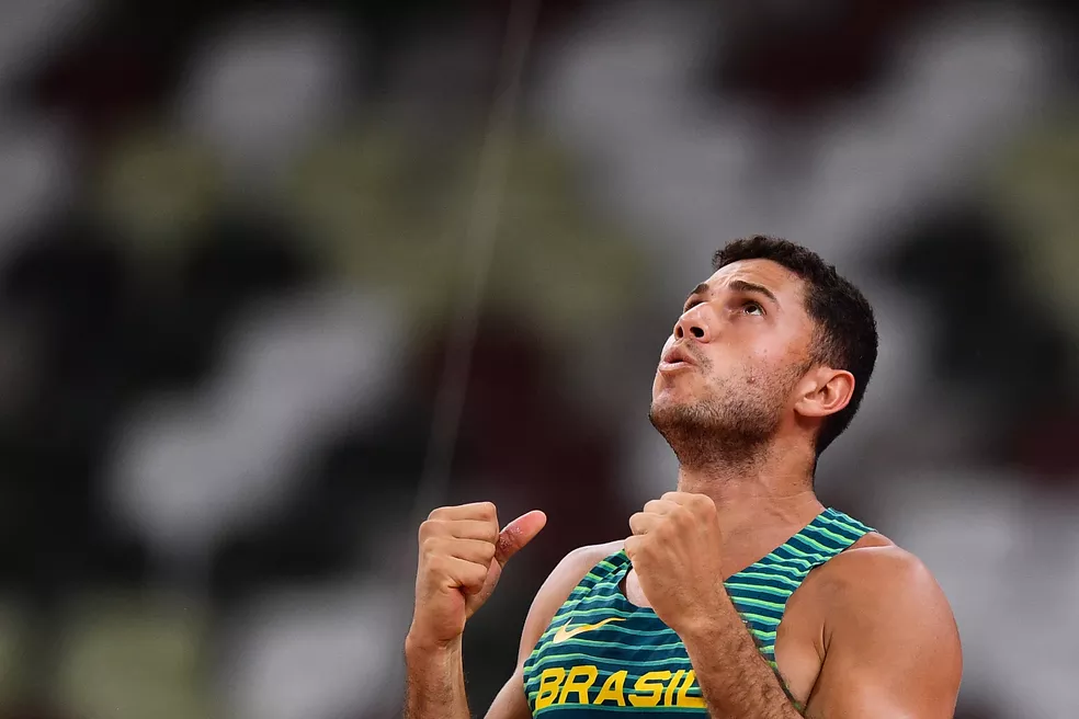 Thiago Braz é bronze no salto com vara — Foto: AFP