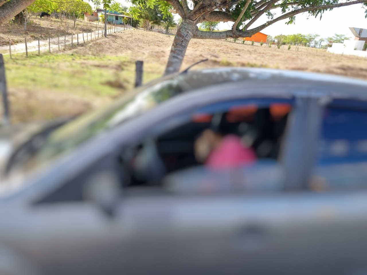 Homem é morto a tiros dentro de carro no Sertão de Alagoas