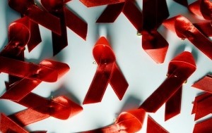 Paciente é declarado curado do HIV após receber células-tronco