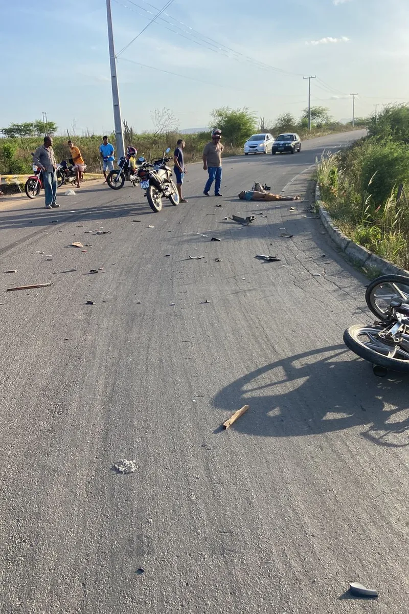 Motociclista morre após colidir em caminhão em curva 'perigosa' na AL-220