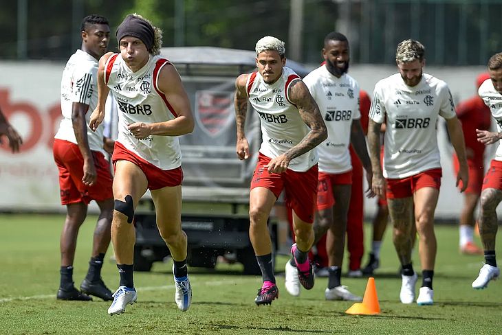 Flamengo garante fortuna para contratações em 2024; veja valores