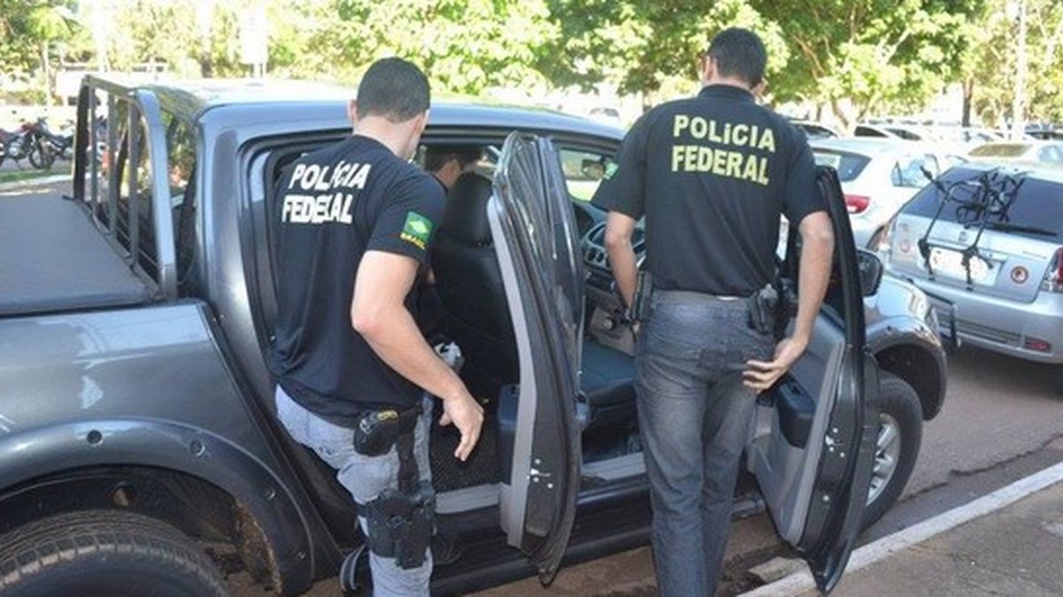 Suspeito de tráfico de drogas é preso durante operação contra o crime organizado