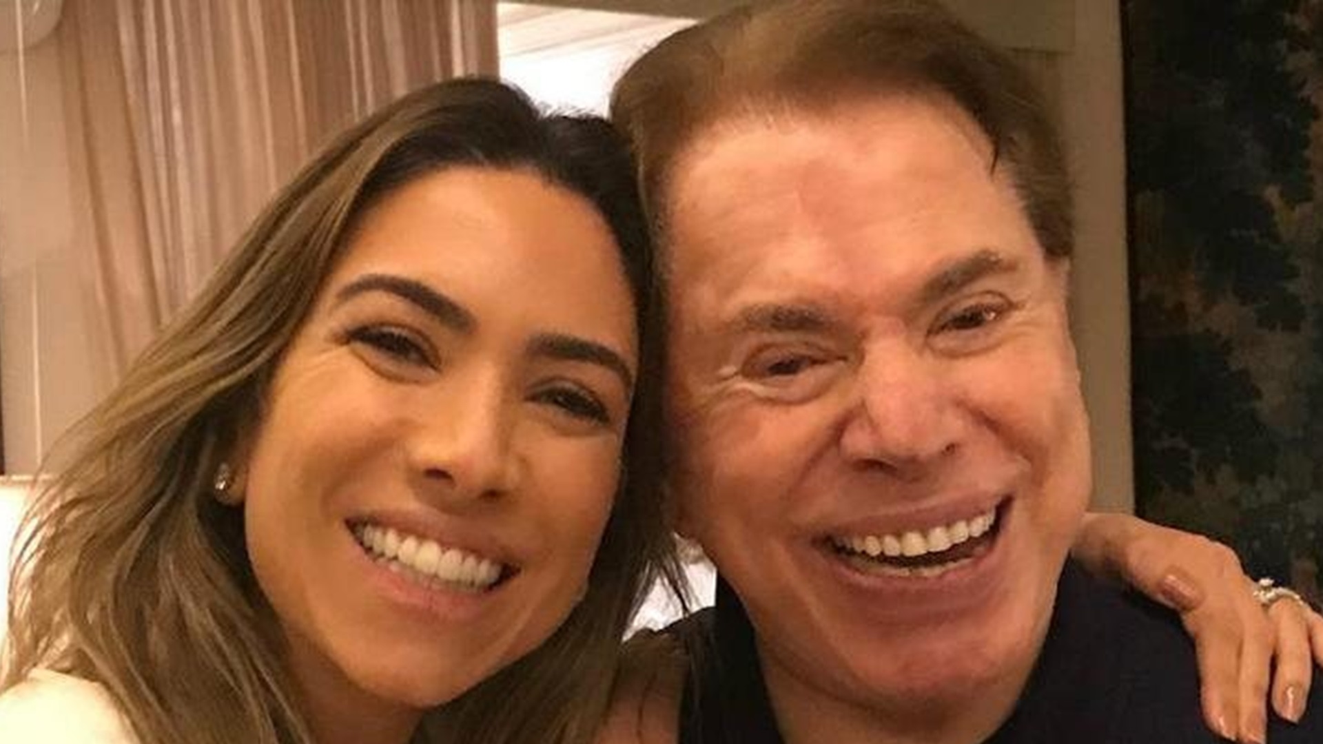 Patricia Abravanel retorna ao Programa Silvio Santos e se emociona