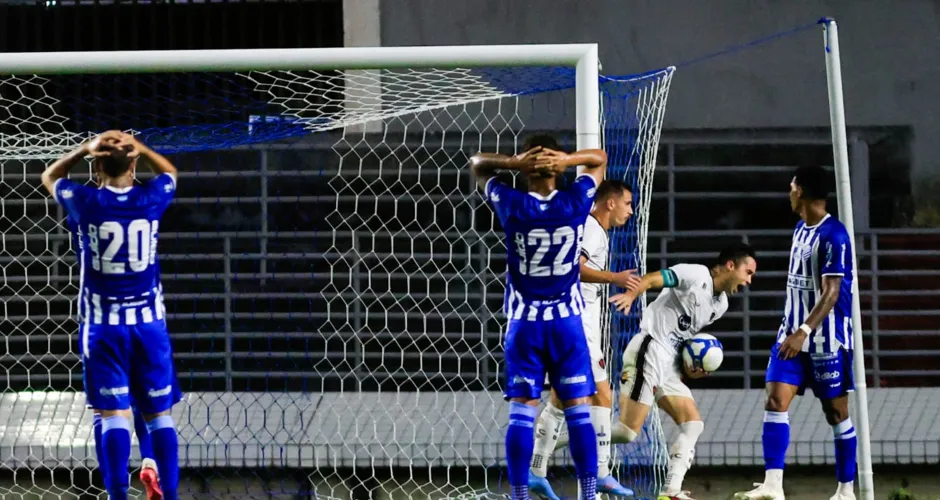 Com dois gols de pênalti, CSA e Botafogo-PB ficam no empate: 1x1