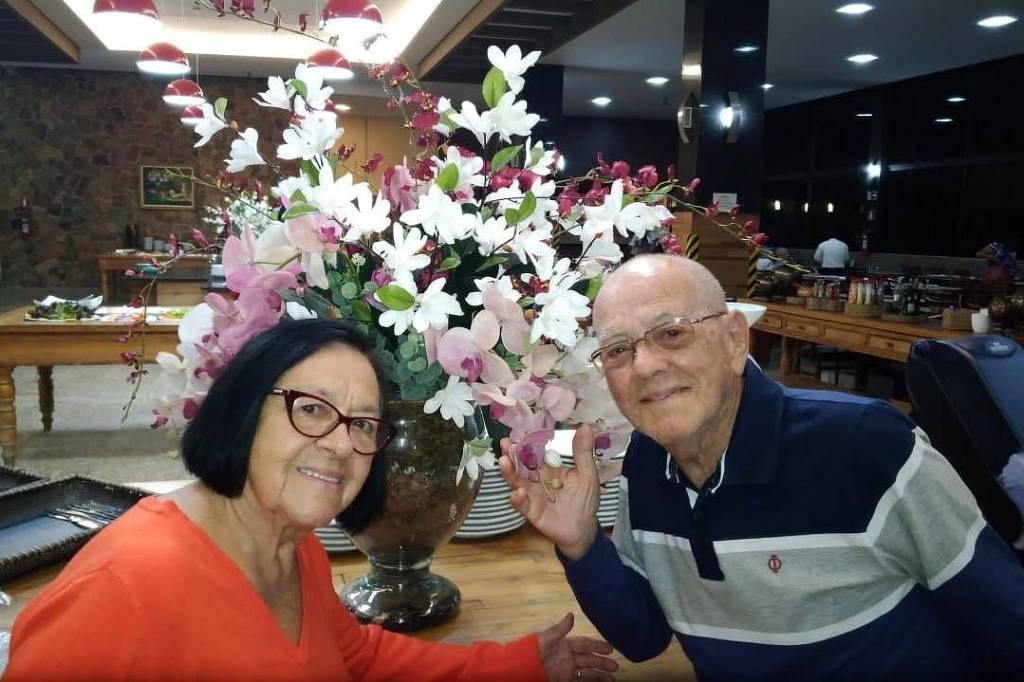 Casados há 74 anos, idosos morrem com 10 horas de diferença em SP
