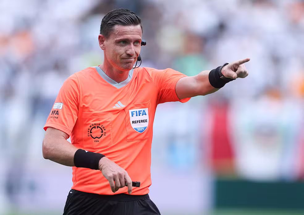 Ramon Abatti Abel será o árbitro do jogo entre Real Madrid e Borussia Dortmund — Foto: Getty Images