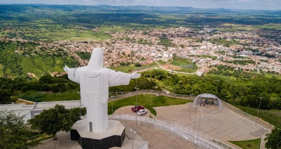 Homem é achado morto no banheiro de casa em Palmeira dos Índios