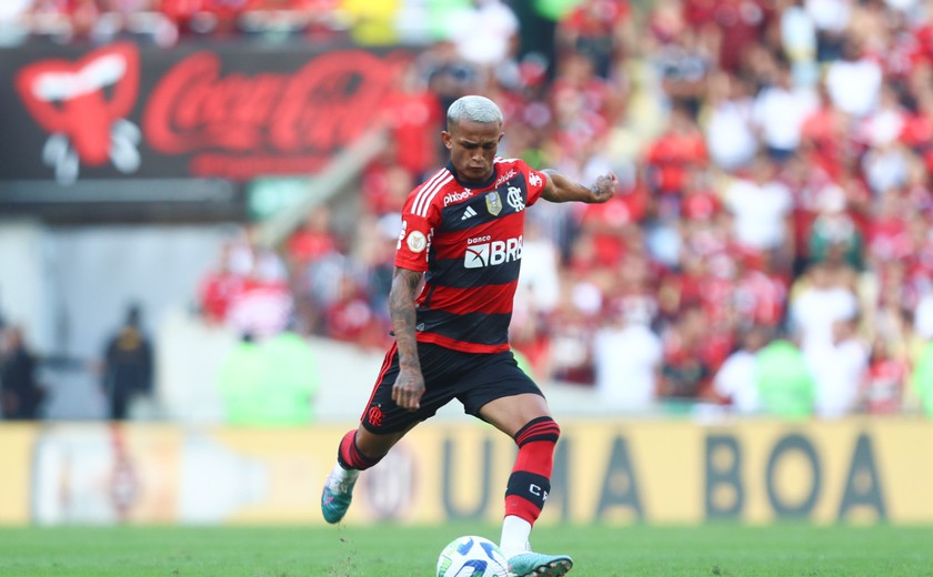 Fluminense e Flamengo empatam em clássico tenso com dois gols anulados