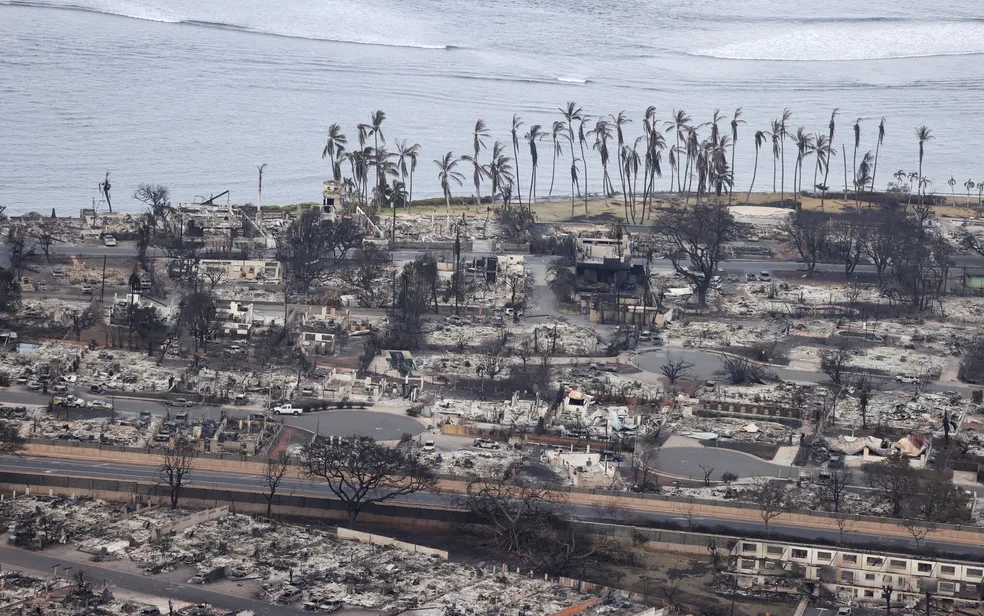 Sobe para 111 número de mortos nos incêndios no Havaí