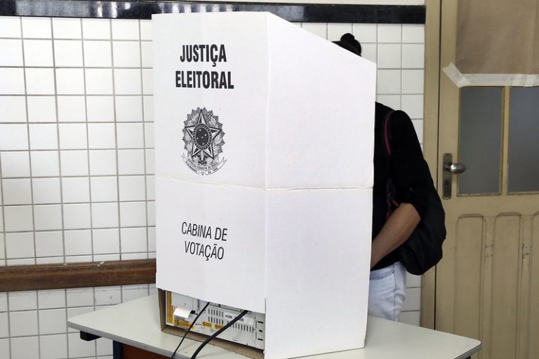 Se eu não votar, o que acontece? Entenda as consequências