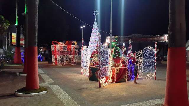 Câmeras flagram vândalos danificando ornamentação de Natal em Palmeira