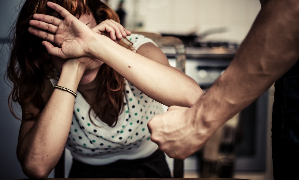 Criança pede socorro a polícia e salva mãe de agressão em Palmeira dos Índios