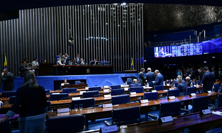 Com CPIs, sabatina de Zanin no radar e convite a ministros na berlinda, Congresso tem nova semana de embates com governo