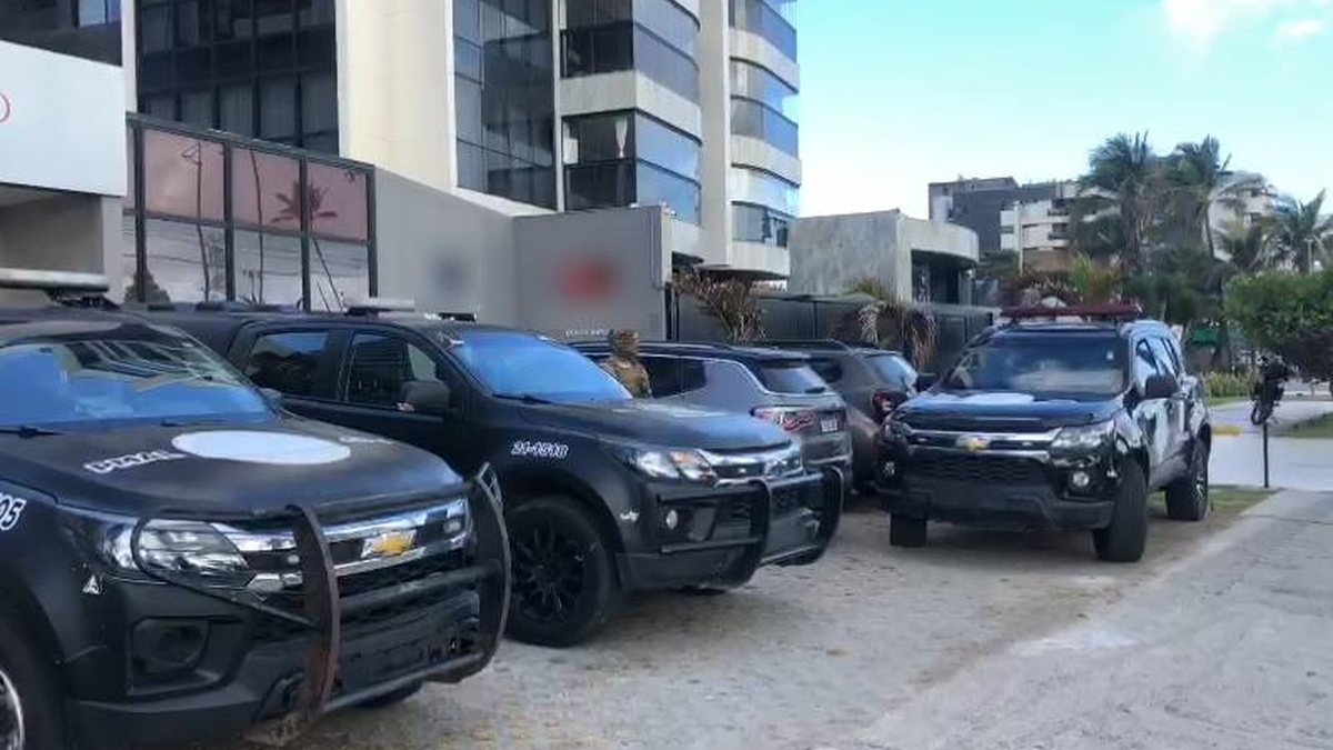 Operação do MP cumpre mandado em edifício residencial na orla de Maceió