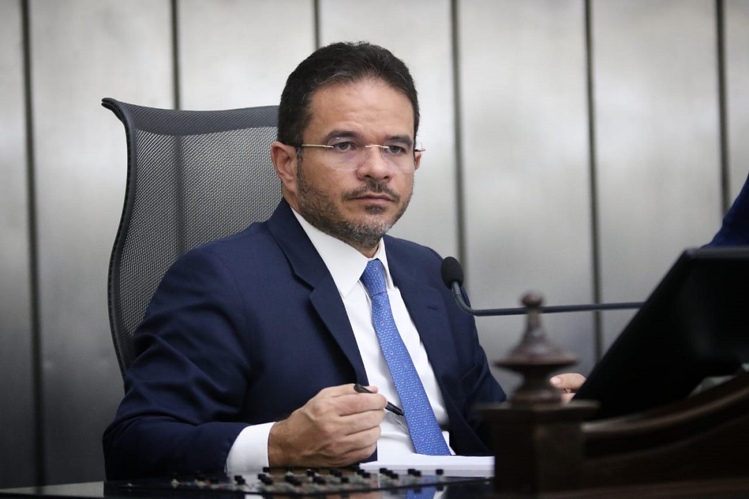 Marcelo Victor assumirá Governo do Estado com afastamento de Ronaldo Lessa e férias de Paulo Dantas