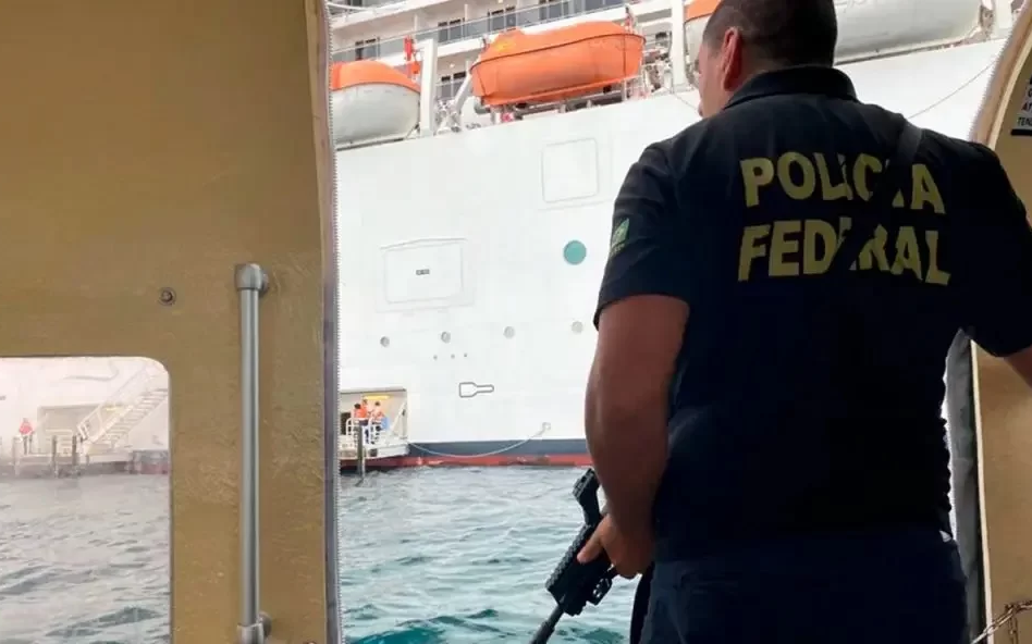 PF investiga abuso sexual e sequestro em “Navio Cabaré” com cantores sertanejos