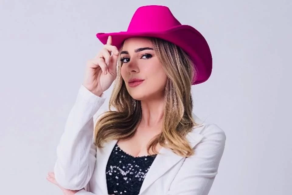 Sheherazade dá a entender que saída de A Fazenda pode ter outro motivo