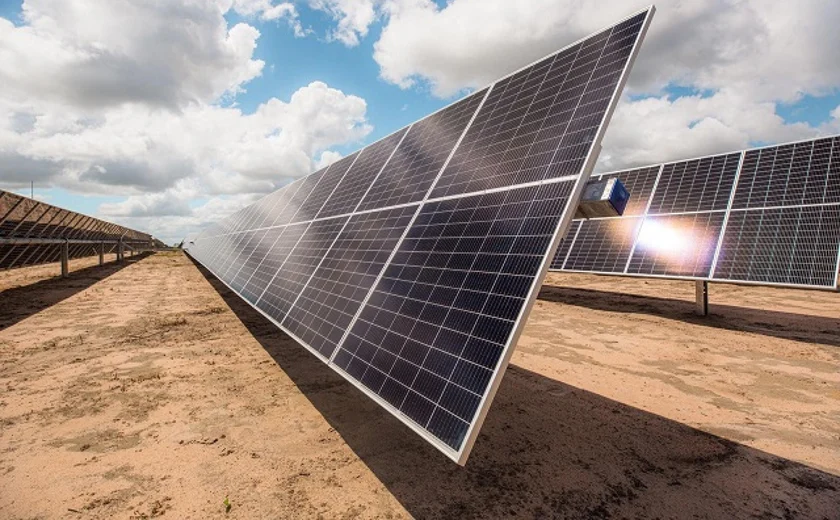 Governo de Alagoas sanciona lei de incentivo ao uso de energia solar