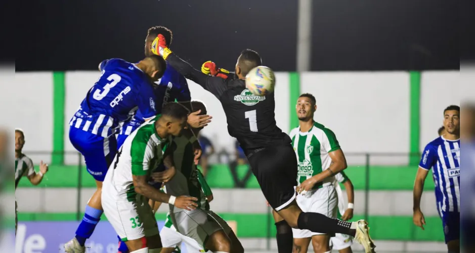 CSA goleia Murici por 3 a 0 no José Gomes da Costa e vai para final da Copa Alagoas