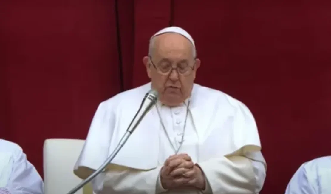 Papa Francisco discursa contra a legalização das drogas