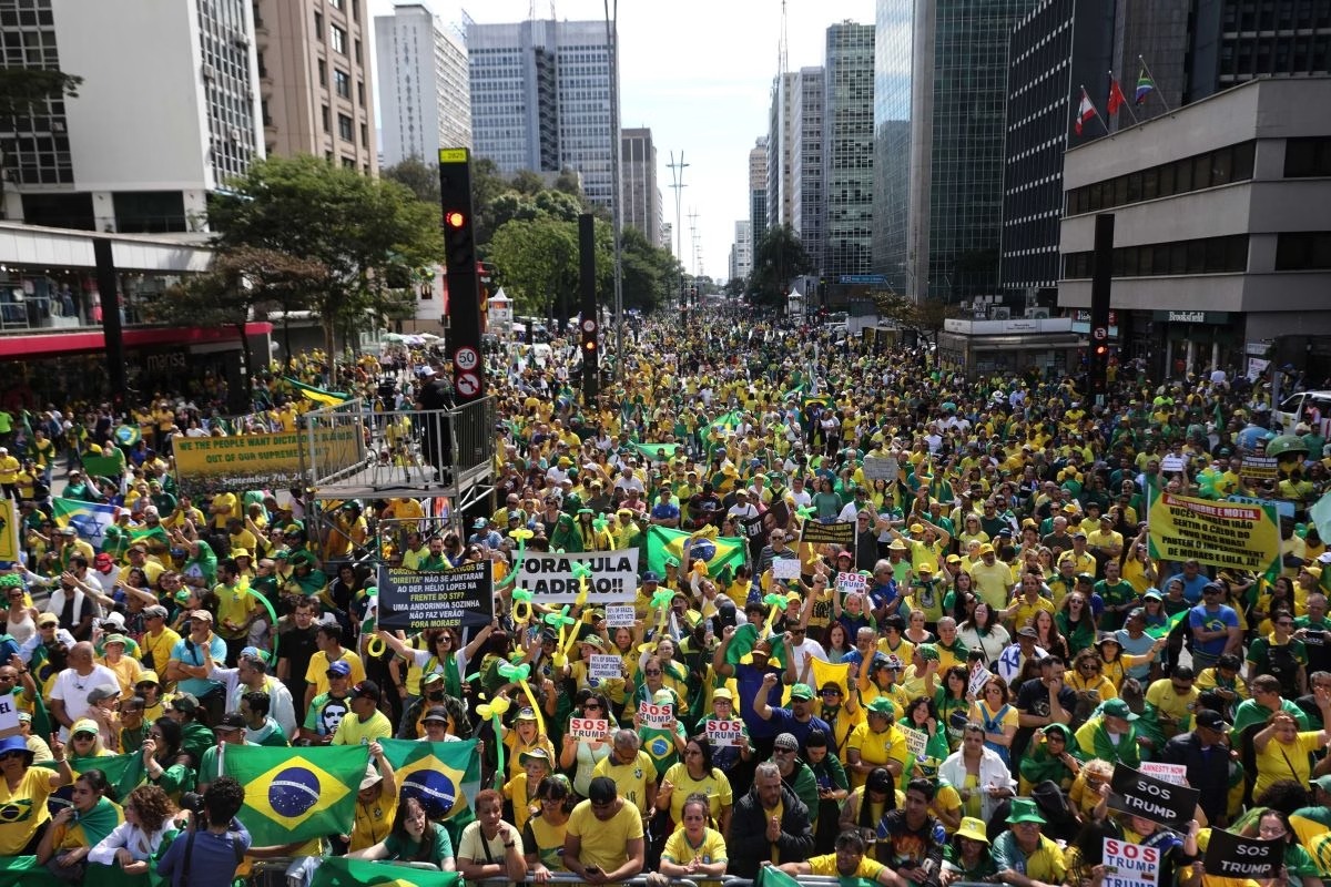 Anistia a Bolsonaro e ataques a Moraes: saiba como foram atos pelo país