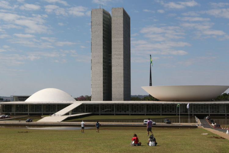 Novo Congresso toma posse nesta quarta com perfil à direita e conservador