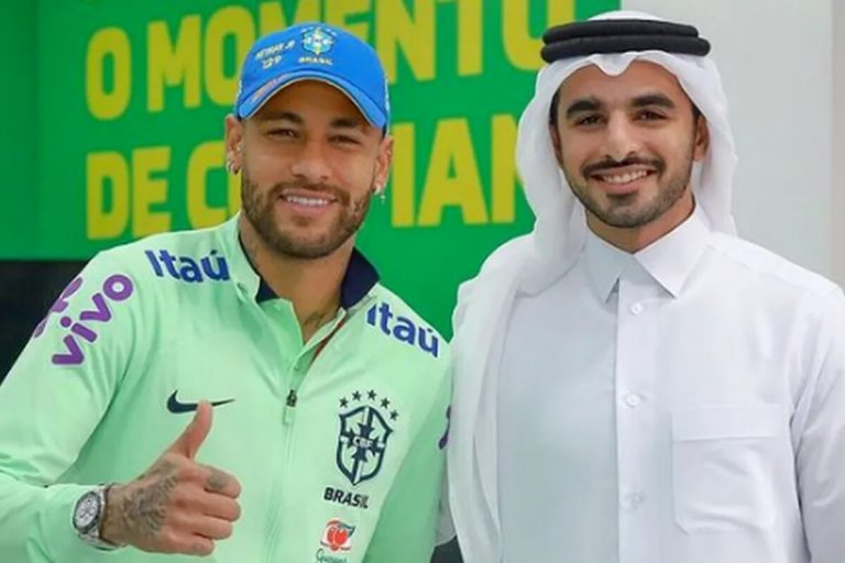 Neymar e o sheik Tamim, – Foto: Lucas Figueiredo/CBF