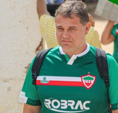 CSE demite o técnico Carlos Eduardo Parreira