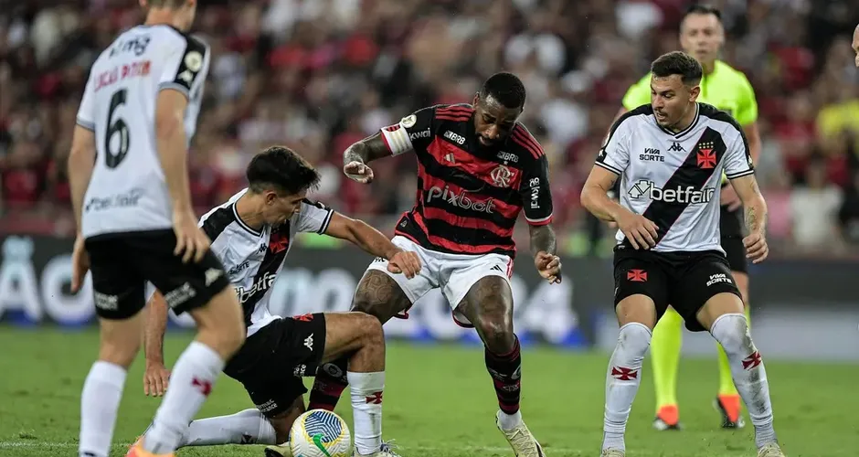 Gerson e Coutinho brilham, e Flamengo e Vasco empatam pelo Brasileirão